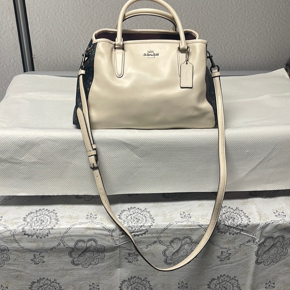 COACH Margot Beige Leather Floral Print  Medium size Carryall Handbag
